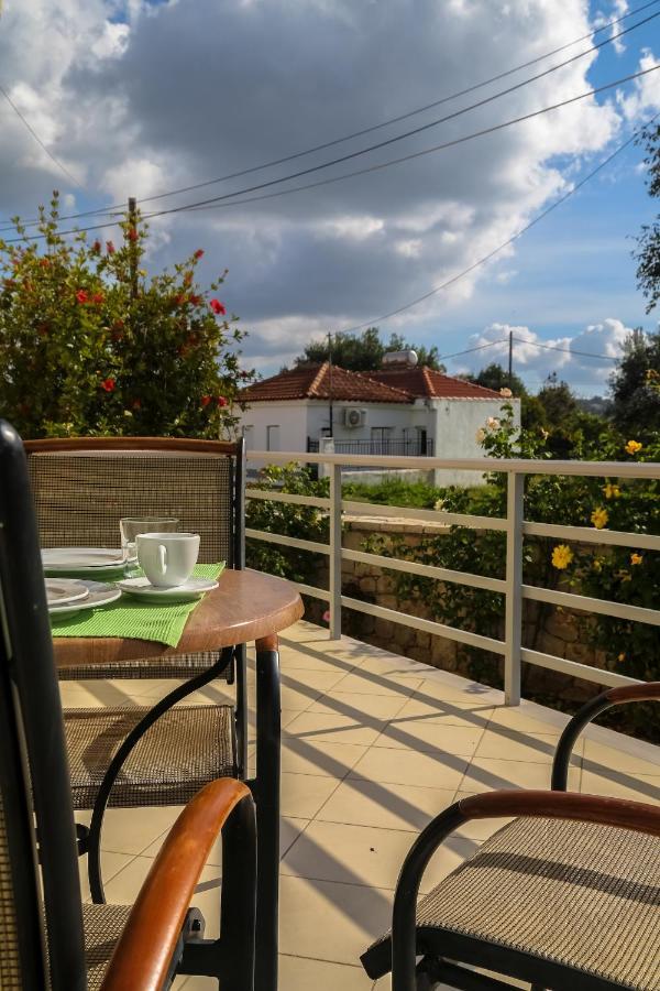 Eleni Suites Methoni Екстериор снимка