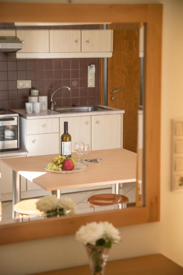 Eleni Suites Methoni Екстериор снимка